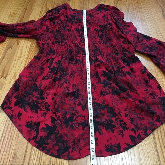 Torrid Babydoll Twill Smocked Button Front V-neck long sleeve Red Floral Tunic - Picture 16 of 16